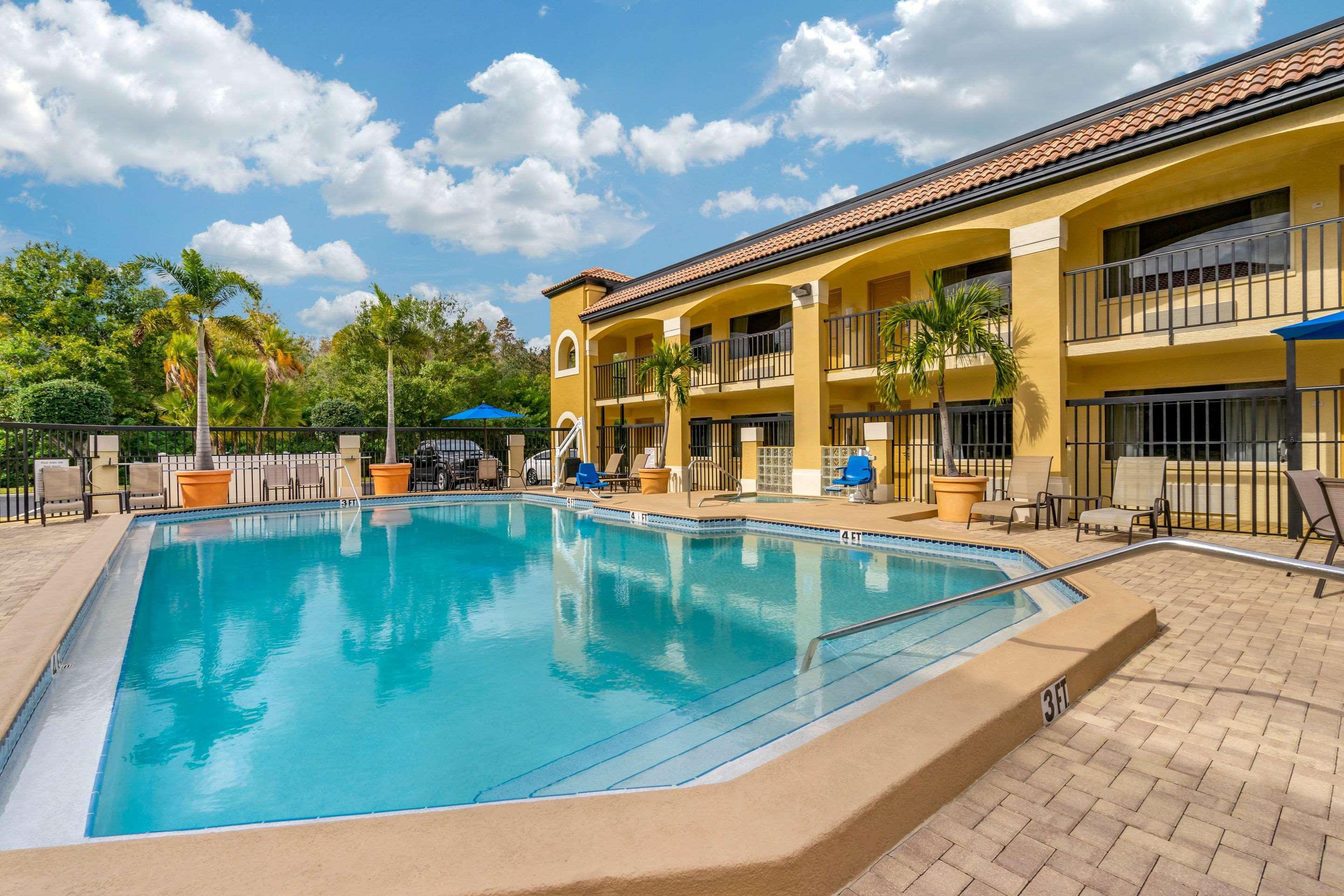 Comfort Inn Sun City Center - Ruskin - Tampa South Buitenkant foto